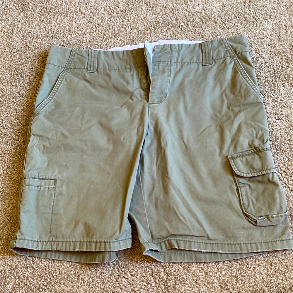Cute Green Cargo Chino Shorts